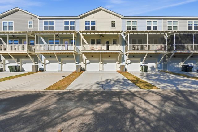 639 N Laurel Street, Summerville, SC 29483