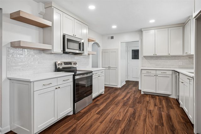 202 Joe White Street, Rockwall, TX 75087