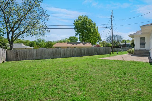 202 Joe White Street, Rockwall, TX 75087