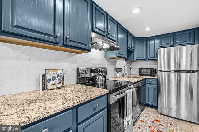 1725 LEISURE WAY, Crofton, MD 21114