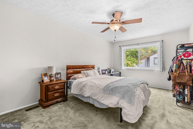1725 LEISURE WAY, Crofton, MD 21114