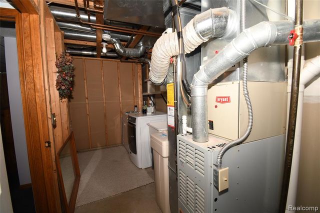 62310 Arlington Circle 3, South Lyon, MI 48178