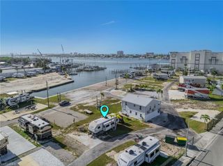 19281 #36 San Carlos BLVD, Fort Myers Beach, FL 33931