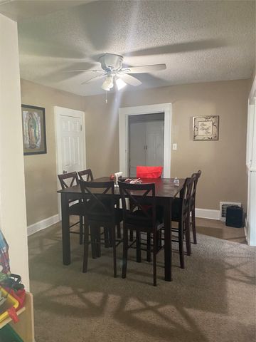 2320 SW 9th Street, Des Moines, IA 50315
