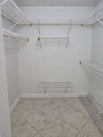 2903 Victoria Circle N2, Coconut Creek, FL 33066