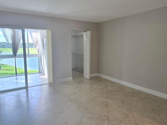 2903 Victoria Circle N2, Coconut Creek, FL 33066