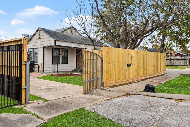 7812 Scanlock Street, Houston, TX 77012