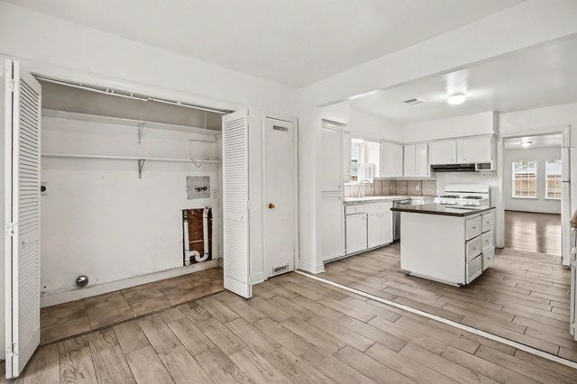 7812 Scanlock Street, Houston, TX 77012