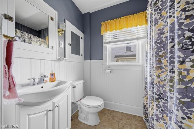 4069 Chester Avenue, Louisville, OH 44641