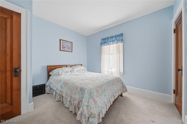 4069 Chester Avenue, Louisville, OH 44641