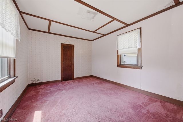 4069 Chester Avenue, Louisville, OH 44641