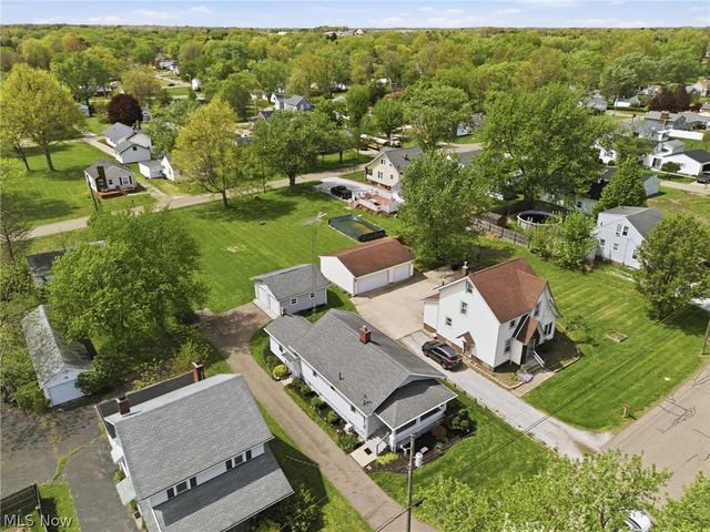 4069 Chester Avenue, Louisville, OH 44641