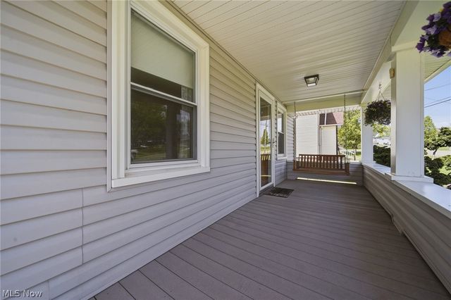 4069 Chester Avenue, Louisville, OH 44641