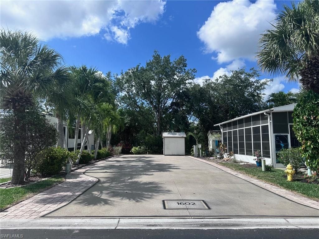 1602 Diamond Lake CIR, NAPLES, FL 34114 — exterior