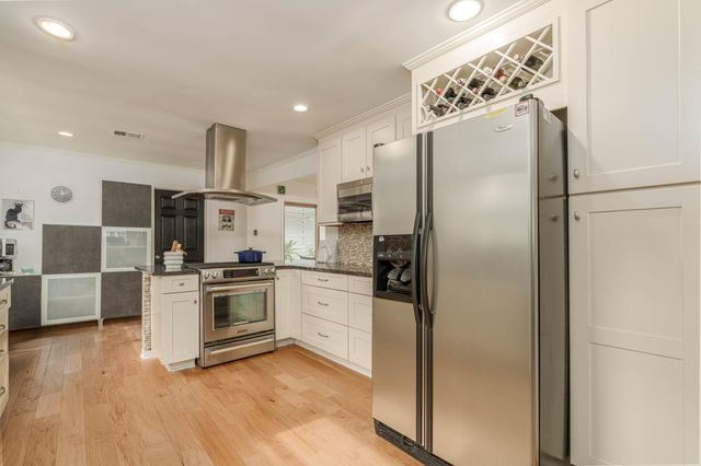 6518 Kury Lane, Houston, TX 77008