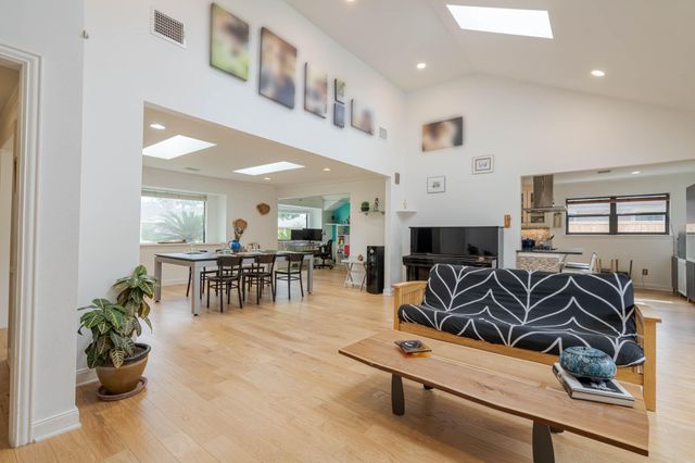 6518 Kury Lane, Houston, TX 77008