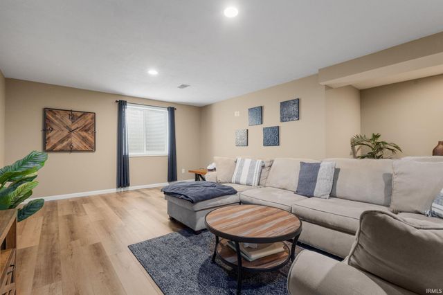 51238 Elm Road, Granger, IN 46530