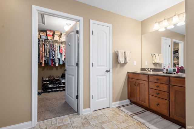 51238 Elm Road, Granger, IN 46530