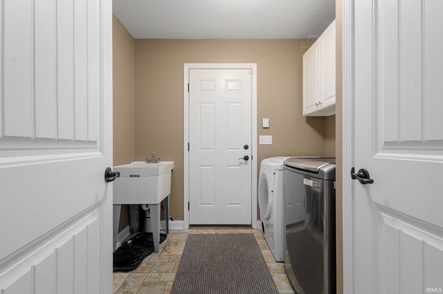 51238 Elm Road, Granger, IN 46530