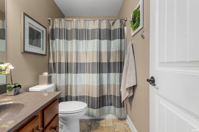 51238 Elm Road, Granger, IN 46530