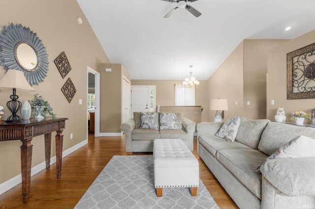 51238 Elm Road, Granger, IN 46530