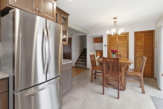 900 E Elm ROAD, Oak Creek, WI 53154