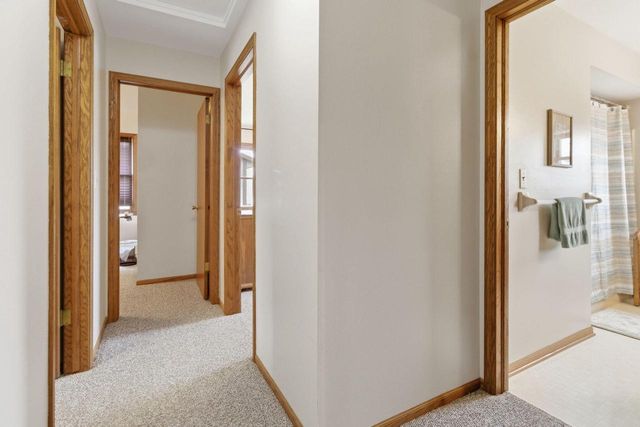 900 E Elm ROAD, Oak Creek, WI 53154