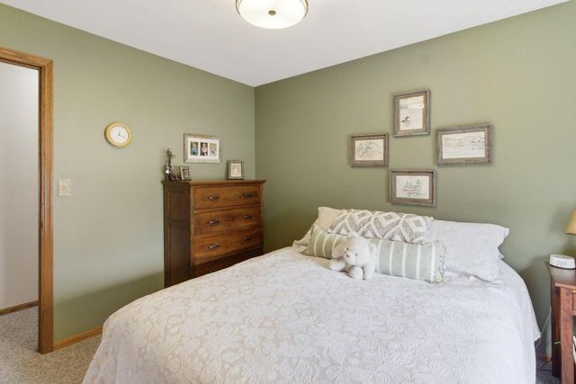 900 E Elm ROAD, Oak Creek, WI 53154