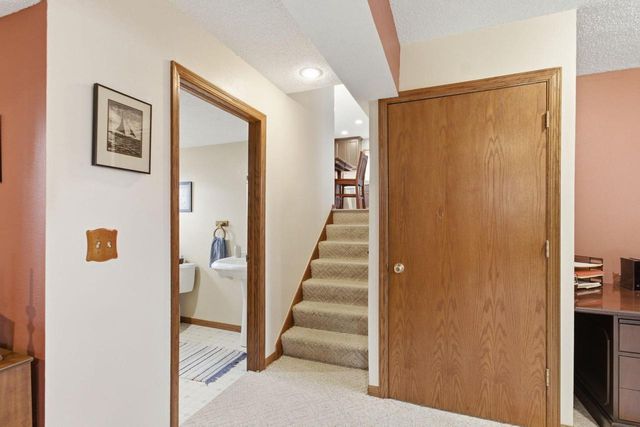 900 E Elm ROAD, Oak Creek, WI 53154