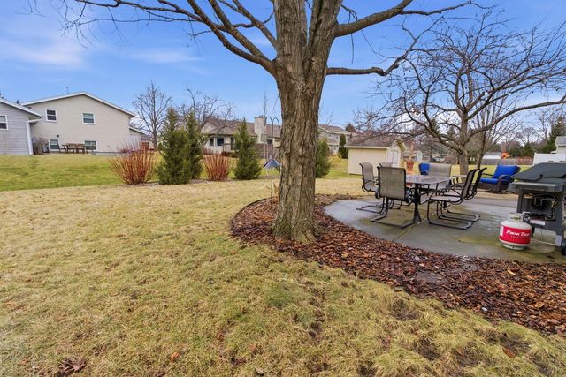 900 E Elm ROAD, Oak Creek, WI 53154