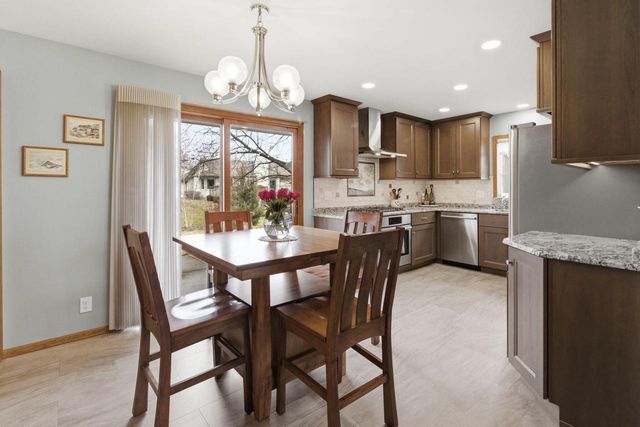 900 E Elm ROAD, Oak Creek, WI 53154