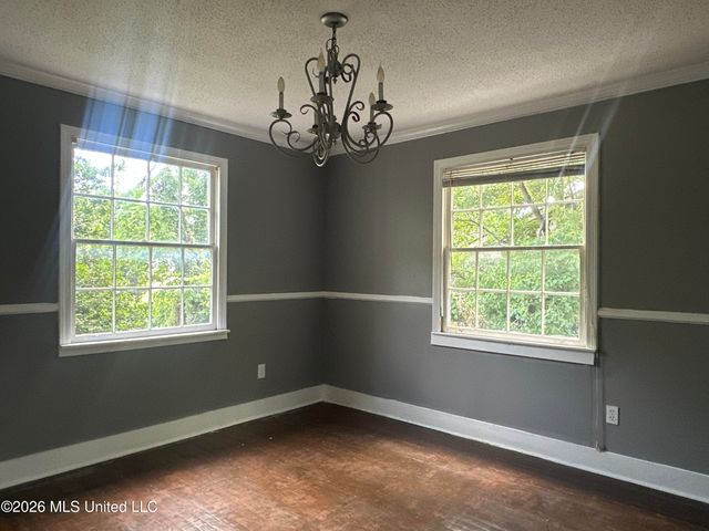 460 W Northside Drive, Jackson, MS 39206