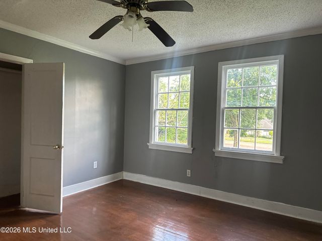460 W Northside Drive, Jackson, MS 39206