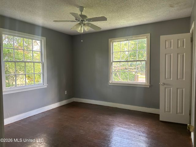 460 W Northside Drive, Jackson, MS 39206