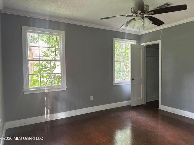 460 W Northside Drive, Jackson, MS 39206