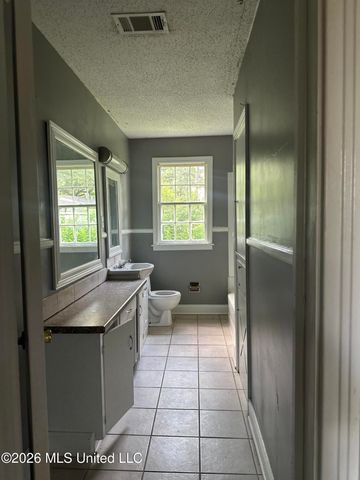 460 W Northside Drive, Jackson, MS 39206