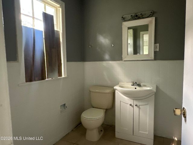 460 W Northside Drive, Jackson, MS 39206