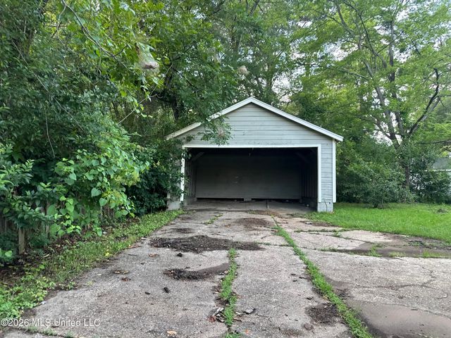 460 W Northside Drive, Jackson, MS 39206