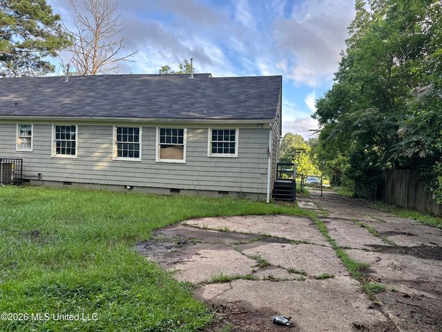 460 W Northside Drive, Jackson, MS 39206