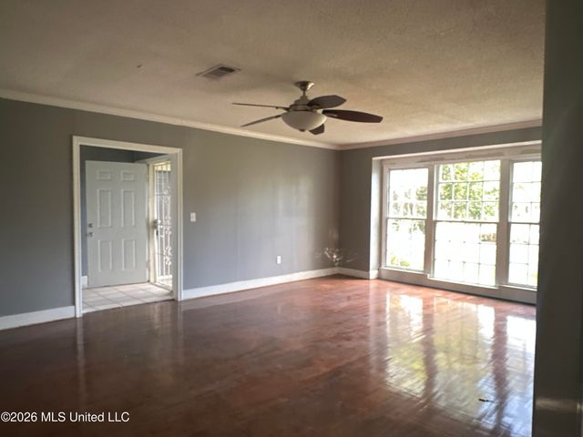 460 W Northside Drive, Jackson, MS 39206