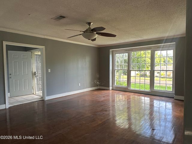 460 W Northside Drive, Jackson, MS 39206