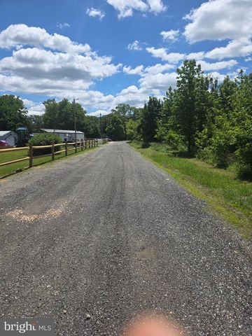 DAVIS RD, Waldorf, MD 20603