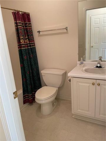 1015 Holly Drive, Gainesville, GA 30501