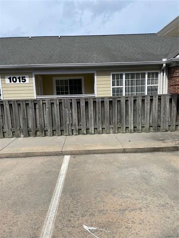 1015 Holly Drive, Gainesville, GA 30501