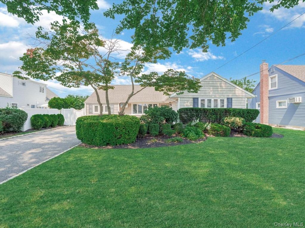 2643 Landman Lane, North Bellmore, NY 11710 — exterior