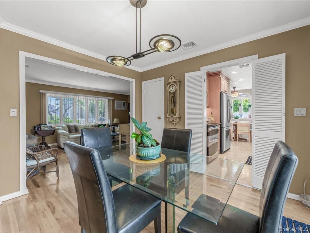 2643 Landman Lane, North Bellmore, NY 11710 — photo 5
