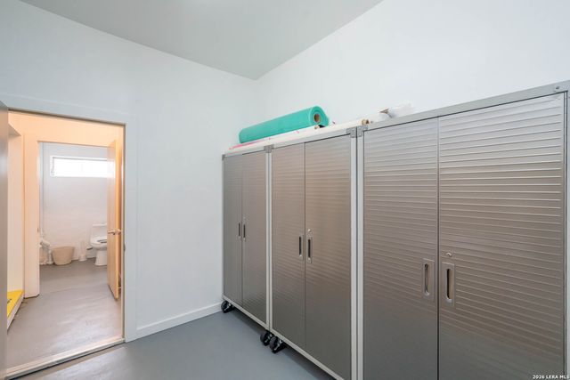 1020 Roosevelt, San Antonio, TX 78210