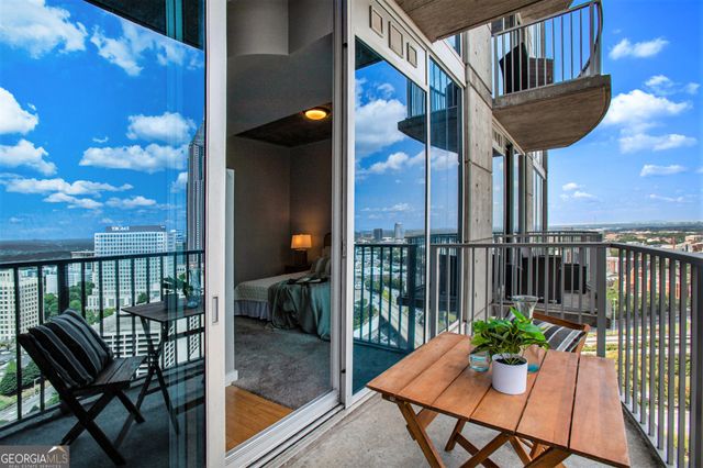 400 W Peachtree Street NW 2615, Atlanta, GA 30308