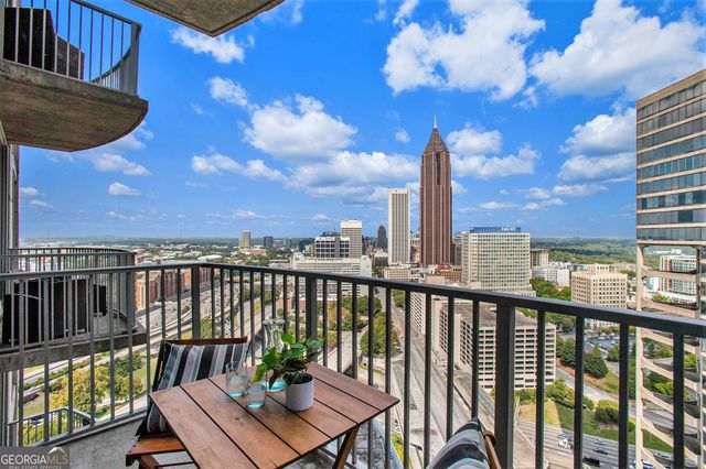 400 W Peachtree Street NW 2615, Atlanta, GA 30308
