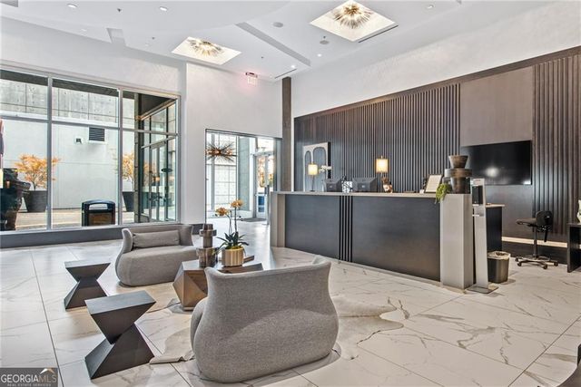 400 W Peachtree Street NW 2615, Atlanta, GA 30308